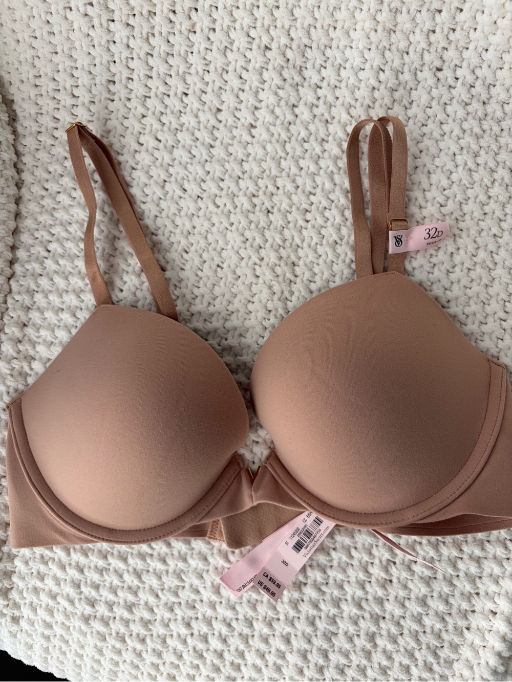 Victoria’s Secret Push-Up Bra NWT Size 32D Nude Beige T-Shirt Underwire Bra